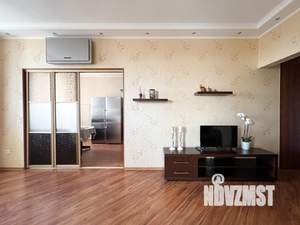 2-к квартира, посуточно, 67м2, 1/1 этаж