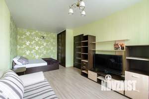 1-к квартира, посуточно, 36м2, 4/10 этаж