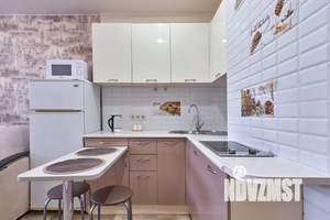 Студия квартира, посуточно, 30м2, 1/17 этаж