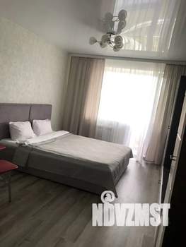 Студия квартира, посуточно, 32м2, 7/19 этаж