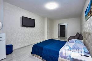 Студия квартира, посуточно, 40м2, 1/18 этаж