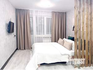 1-к квартира, посуточно, 38м2, 4/10 этаж