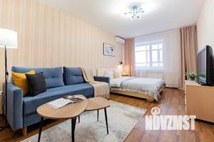 1-к квартира, посуточно, 40м2, 2/10 этаж
