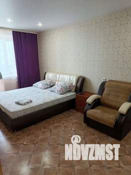 1-к квартира, посуточно, 46м2, 4/10 этаж