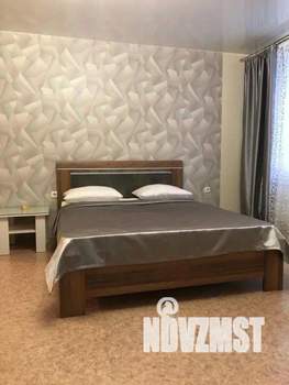 2-к квартира, посуточно, 57м2, 1/1 этаж