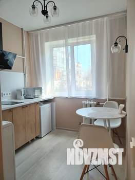 1-к квартира, посуточно, 32м2, 3/5 этаж