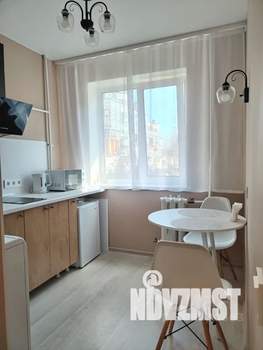 1-к квартира, посуточно, 32м2, 3/5 этаж
