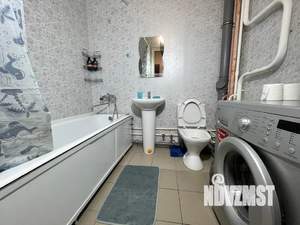 Студия квартира, посуточно, 36м2, 1/12 этаж