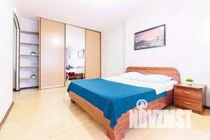 1-к квартира, посуточно, 40м2, 7/10 этаж