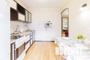 1-к квартира, посуточно, 40м2, 7/10 этаж