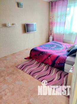 1-к квартира, посуточно, 40м2, 8/10 этаж