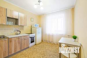 1-к квартира, посуточно, 35м2, 2/10 этаж