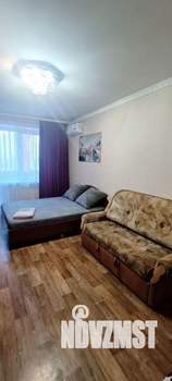 1-к квартира, посуточно, 44м2, 1/1 этаж