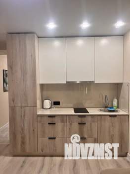 Студия квартира, посуточно, 40м2, 8/19 этаж