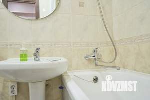 2-к квартира, посуточно, 45м2, 4/5 этаж