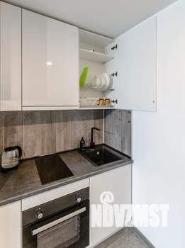 Студия квартира, посуточно, 32м2, 13/16 этаж