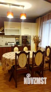 4-к квартира, на длительный срок, 120м2, 1/5 этаж