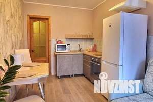 1-к квартира, посуточно, 37м2, 3/6 этаж