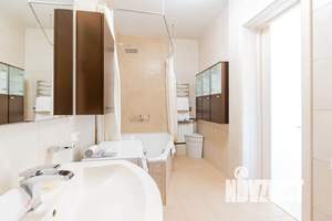 1-к квартира, посуточно, 50м2, 1/6 этаж