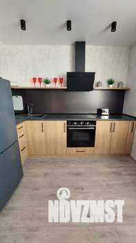 Студия квартира, посуточно, 38м2, 23/25 этаж