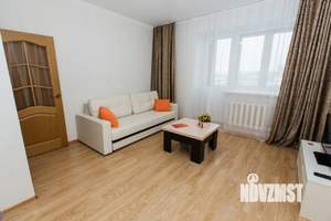 1-к квартира, посуточно, 41м2, 1/1 этаж