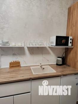 Студия квартира, посуточно, 15м2, 1/4 этаж