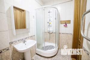 1-к квартира, посуточно, 40м2, 4/10 этаж