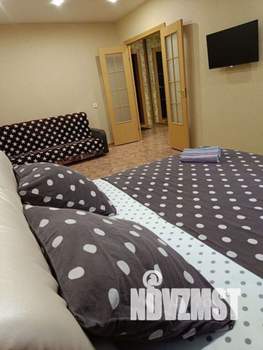 1-к квартира, посуточно, 46м2, 1/1 этаж