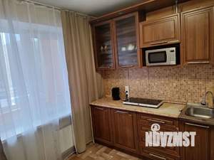 1-к квартира, посуточно, 40м2, 2/10 этаж