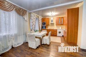 3-к квартира, посуточно, 66м2, 7/10 этаж