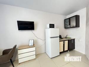 Студия квартира, посуточно, 30м2, 1/3 этаж