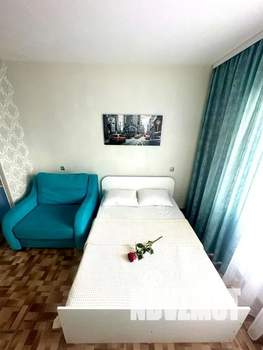 Студия квартира, посуточно, 30м2, 5/10 этаж