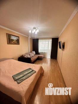 1-к квартира, посуточно, 40м2, 1/1 этаж