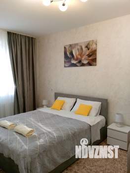 1-к квартира, посуточно, 35м2, 7/17 этаж