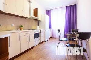1-к квартира, посуточно, 45м2, 5/10 этаж