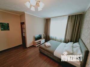 1-к квартира, посуточно, 32м2, 1/1 этаж