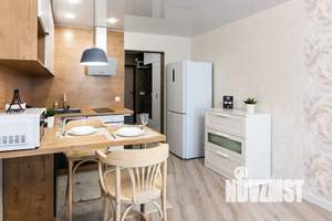 Студия квартира, посуточно, 28м2, 6/10 этаж