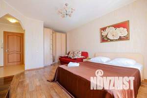 1-к квартира, посуточно, 39м2, 4/10 этаж