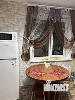 1-к квартира, посуточно, 40м2, 12/17 этаж