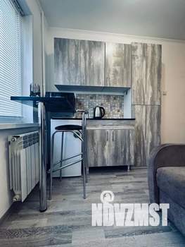 Студия квартира, посуточно, 14м2, 1/5 этаж