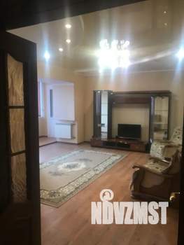 2-к квартира, посуточно, 100м2, 7/10 этаж