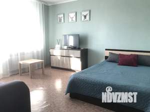 1-к квартира, посуточно, 32м2, 8/10 этаж