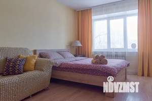 1-к квартира, посуточно, 49м2, 4/10 этаж