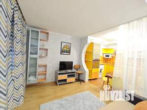 1-к квартира, посуточно, 38м2, 1/10 этаж