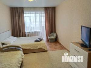 1-к квартира, посуточно, 38м2, 3/9 этаж