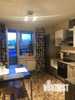 1-к квартира, посуточно, 50м2, 6/18 этаж
