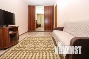 1-к квартира, посуточно, 36м2, 2/10 этаж