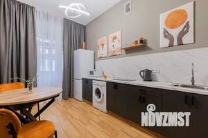 1-к квартира, посуточно, 42м2, 1/1 этаж