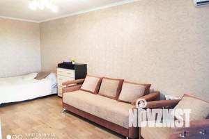 1-к квартира, посуточно, 40м2, 6/9 этаж
