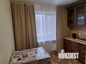 1-к квартира, посуточно, 40м2, 2/10 этаж